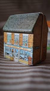 Dana Kubick Tin Hunkydory House Pet S Corner Pet Shop Made Etsy Tin House Pet Corner Vintage Tins