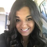 Sara Heaton's Instagram, Twitter & Facebook