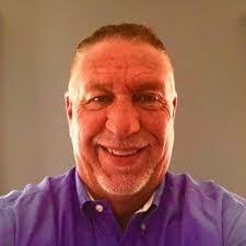 Robert Spradling's Instagram, Twitter & Facebook