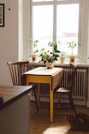 Pin By Zara Shukurova On Midmodmax Apartment Dining Apartment Dining Room Dining Room Small