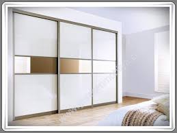 Bu modellerde çift kişilik yataklar yatay açılabiliyorken vestiyer dolap çeşitleri için çok sayıda renk ve çeşitte kulp bulunabiliyor. Raydolap Modelleri Siteler Ankara Gordrop Fiyatlari Ankara Guresen Mobilya