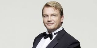 Bekannte beispiele in deutschland sind hierfür talkmaster alfred biolek und komiker hape kerkeling,. Hape Kerkeling Heimliche Verpartnerung Im Dezember Ggg At