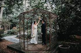 Simple Gatherings At Four Oaks Manor Buford Ga Wedding Venue Ga Wedding Venues Atlanta Wedding Venues Wedding Venues