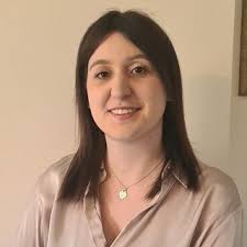 Salve, Scrivo qui per esplorare una parte di me che ultimamente mi sta  impedendo in molte situazion