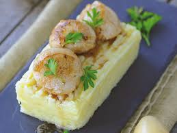 Ecrase De Princesse Amandine A L Huile De Truffe Et St Jacques Recette Huile De Truffe Recettes De Cuisine Truffe
