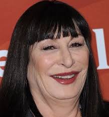 Aug 02, 2018 · between her first film in 1969 (a walk with love and death) and this entry from 1985, which earned her a best supporting actress oscar, anjelica huston had only appeared in 7 other films. 14 Amazing Photos Of Anjelica Huston Swanty Gallery