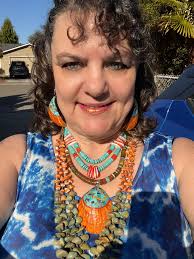 Had fun dressing today and this is what I decided to wear