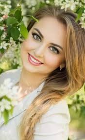 🌈 Good morning everyone. Wishing you a beautiful day and lovely new week.  Peace and love Toni 😁✌️💜