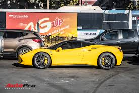Sf90 spider là biến thể mui trần của sf90 stradale. Tin Tá»©c Nhá»‹p Sá»'ng Ferrari 488 Gtb Mau Vang Ong Tá»«ng Cá»§a Ä'áº¡i Gia Binh DÆ°Æ¡ng Tim Ä'Æ°á»£c Chá»§ Nhan Má»›i Ra Biá»ƒn Sá»' Tráº¯ng Sai Gon