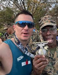 🔥 More racing for the FTR crew! 🔥 Andy Cowles crushed his first  (official) Half Ironman at NC 70.3, finishing in 5:21:10 with splits of:  🏊‍♂️ 27:55 swim 🚴‍♂️ 2:42:40 bike 🏃‍♂️