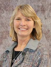 Carrie Davin's Instagram, Twitter & Facebook