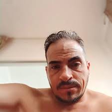 الاسم: نونه😚 العمر: 18🙂 المكان: العراق الحاله الاجتماعية: سنجل 🤍✨  الوظيفه: طالبه اولي كليه 🥹 اللون المفضل: 💙🖤🤎🤍 الطول:159🌼 منو 💞 يجي  انستا 👥