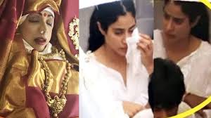 Jhanvi Kapoor Breaks Down Like Never Before On Sridevi S Last Rites After Her Death In Dubai Youtube The world of indian cinema has paid tribute to her. jhanvi kapoor breaks down like never before on sridevi s last rites after her death in dubai