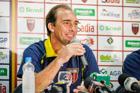 Paulo césar baier (born 25 october 1974), known as paulo baier, is a brazilian retired footballer who played as an attacking midfielder, and is the manager of próspera. Hoje Tecnico Paulo Baier Conta O Dia Que Recusou Proposta Do Sao Paulo Por Promessa Ao Palmeiras Nd