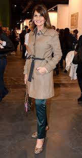 Teresa calandra (la plata, 1953) es una exmodelo, conductora, diseñadora y actriz argentina. Bellas A Los 50 Las Famosas Que Asumen Su Edad Con Estilo Y Dan Catedra De Elegancia Infobae