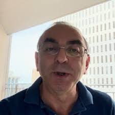 This story is bananas! 🍌 Debby Gullery's very funny story last month  earned her second place in the #IndyStorySlam. Join us this Wednesday,  Sept. 18, for this month's slam at 7:00 p.m.