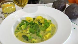 Das Bild Zeigt Den Fertigen Kartoffeltopf Mit Kokos Und Avocado Bildquelle Wdr Eintopf Martina Und Moritz Hauptspeise