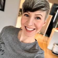 Leah Fraser (@lastashes)