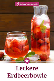 Erdbeerbowle Das Klassische Rezept Fur Den Sommer In 2020 Erdbeerbowle Erdbeer Bowle Rezept Erdbeerbowle Rezepte