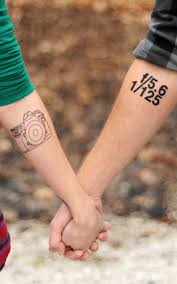 Here is a king and queen crown tattoo in small size on fingers. Download Wallpaper 800x1280 Hands Tattoos Couple Love Tattoo Samsung Galaxy Note Gt N7000 Meizu Mx2 Hd Background