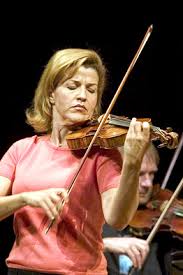 (lacht) seit 30 jahren die gleichen fragen und der. The Reigning Diva Of The Violin Embraces Contemporary Music Wsj