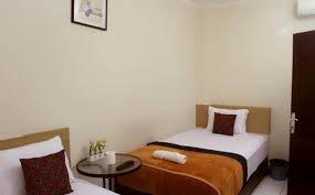 Bantal Guling Guest House Alun Alun Bandung Di Bandung 1001malam Com