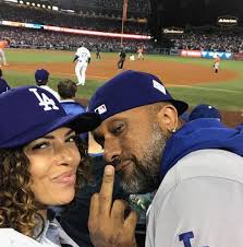 Apr 17, 2020 · about dr. Black Ish Creator Kenya Barris Wife Divorce After 20 Years Thejasminebrand