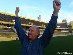 Hay preocupación por la salud de leopoldo jacinto luque, de 71 años, que fue internado en terapia intensiva luego de que presentara complicaciones de su cuadro de coronavirus que presenta desde. Argentina 78 V Twitter Leopoldo Luque Y Su Festejo En 1978 Y El Pulpo Hoy Con Los Brazos Levantados En La Cancha De Rosario Central Recordando Grandes Momentos Vividos Leopoldo Jacinto Luque