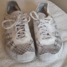 Used Nfinity Vengeance Cheer Shoes Size 6 5