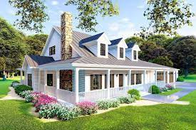 Plan 70607mk Modern Farmhouse Plan With In Law Suite Modern Farmhouse Plans Farmhouse Style House House Plans Farmhouse