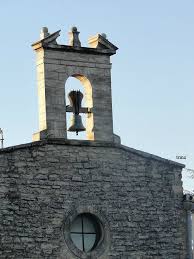 Boutique D Un Jour A Toulon Soupieres Et Vieilles Dentelles Avec Images Beaux Villages Village Francais Cote D Azur