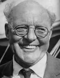 Saving a Long-billed Tailorbird with the Nature Tanzania