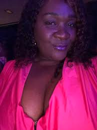 Hi all! I just wanted to introduce myself and share a photo I took in  Dubai❤️