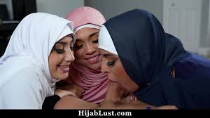 Hot Hijab Teens Share One Cock to Fuck Between them - Hijablust - XNXX.COM