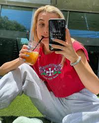 Chamberlain Coffee On Instagram Emmachamberlain S Legendary Cold Brew Recipe Ice Mason Jar Chamberlaincoffee Cold Br Emma Chamberlain Emma Chamberlain