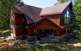 At trophy amish cabins, llc, we build the finest movable solid log cabins. Great Lakefront Homes For Sale In Michigan With Trophy Class Real Estate