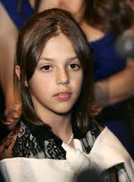 Jennifer Flavin's Instagram, Twitter & Facebook