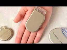 An implantable cardioverter defibrillator (icd) looks similar to a pacemaker, though slightly larger. How Pacemakers And Implantable Defibrillators Are Implanted And Used Youtube