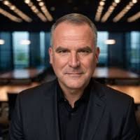 Daniel Plump's Instagram, Twitter & Facebook