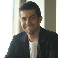 50+ perfiles de «Iban»