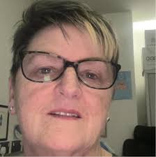 Hi just an ask anybody giving away a set of draws