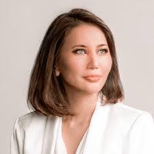 Misti Robinson's Instagram, Twitter & Facebook