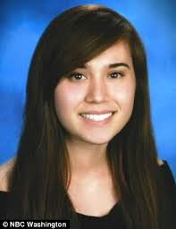 When Her Father Was Trapped Under a Burning Truck, His Petite 19-Year-Old  Daughter Did the Unthinkable