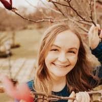 30+ "Emma Winn" profiles