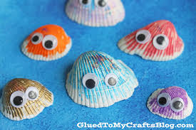 Simple Seashell Friends Kid Craft Idea For Summer Seashell Crafts Kids Seashell Crafts Shell Crafts Kids