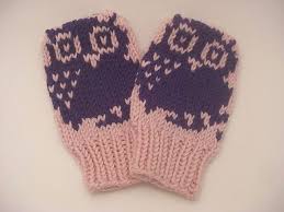 Knitting pattern baby owl gloves mittens and fingerless. Ravelry Mini Motif Baby Mittens Pattern By Nett Hulse Gratis Monster Strikking Strikke