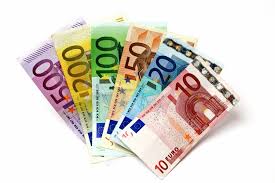 Wir finanzieren unser haus durch riesterbausparverträge, die dann das darlehen ablösen. Kredit Aufnehmen Zinsen Voraussetzungen Und Vergleich