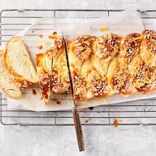 Tresse Aux Amandes Cuisine Sucree Coop Ch