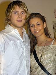 Geelong great gary ablett jnr and wife jordan have taken a leap of faith to establish a new charitable company, to help children. Lauren Phillips Holidays In Europe While Afl S Gary Ablett Jr Gets Engaged Daily Mail Online