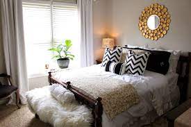 Top 5 Decor Tips For Creating The Perfect Guest Room Guest Bedroom Guest Bedroom Decor Small Apartment Bedrooms